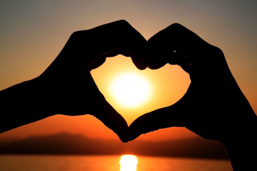 2 用心做事，真情服務(wù).jpg